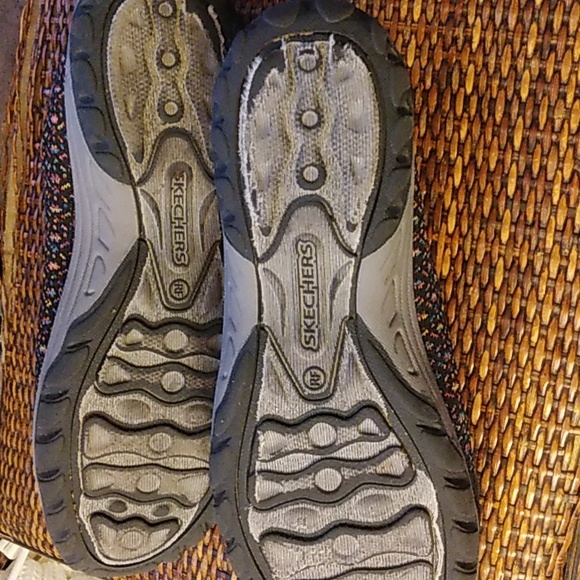 3/$25- SKECHERS RELAXED FIT REGGAE FEST 2. 0 IN-TUNE SHOES SZ 8.5 - Picture 7 of 8